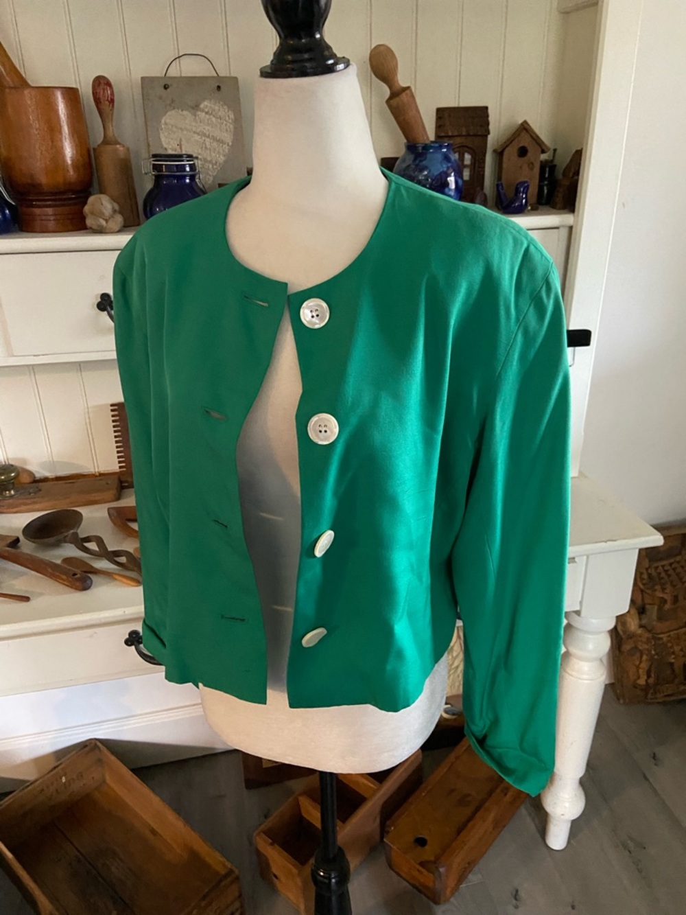 Women’s Green Cropped Button-Front Jacket